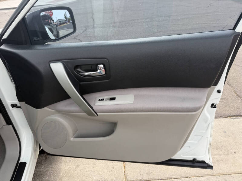 2012 Nissan Rogue SV
