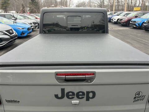 2022 Jeep Gladiator Willys