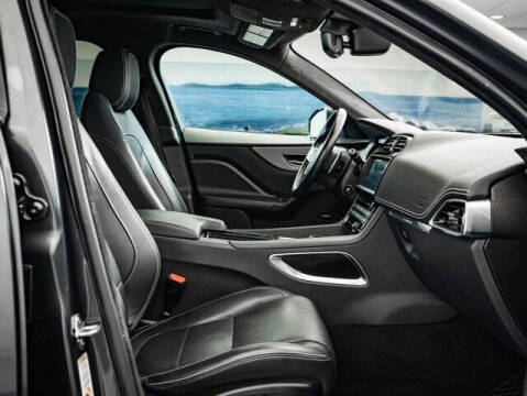 2020 Jaguar F-PACE S