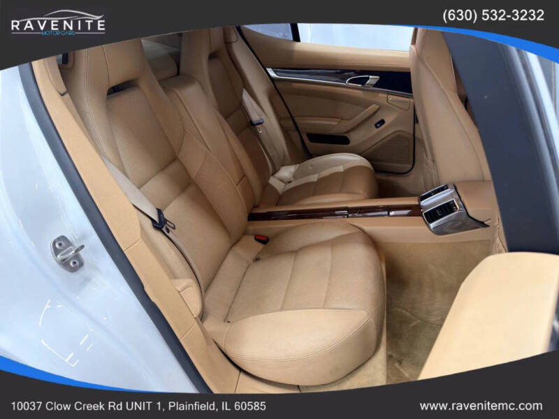 2012 Porsche Panamera