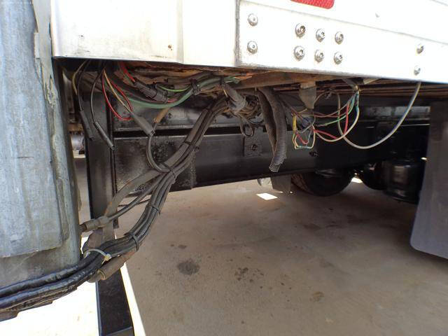 2017 Freightliner M2 106