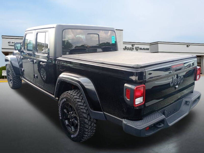 2022 Jeep Gladiator Sport