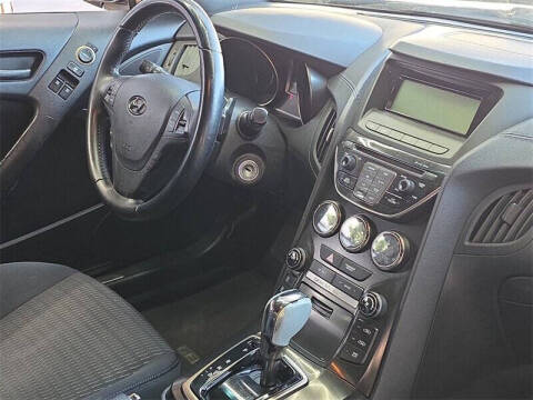 2013 Hyundai Genesis Coupe 2.0T