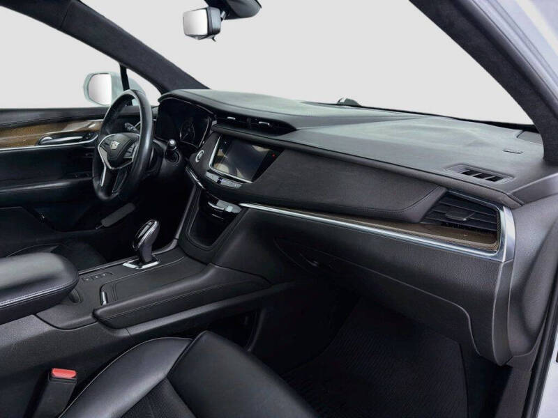 2018 Cadillac XT5 Platinum