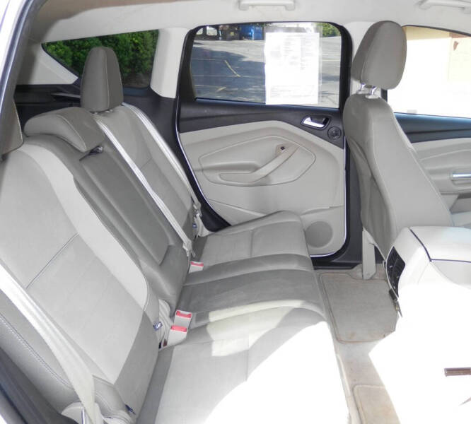2015 Ford Escape SE
