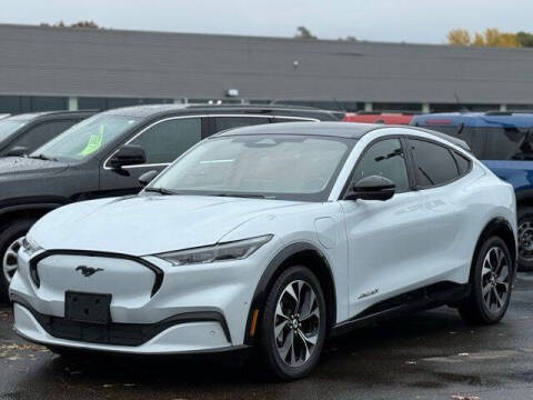 2022 Ford Mustang Mach-E Premium
