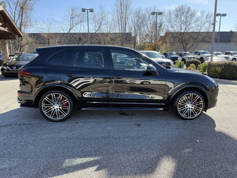 2016 Porsche Cayenne GTS