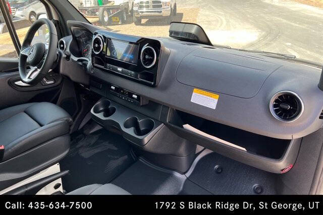 2025 Mercedes-Benz Sprinter