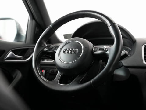 2016 Audi Q3 2.0T quattro Premium Plus