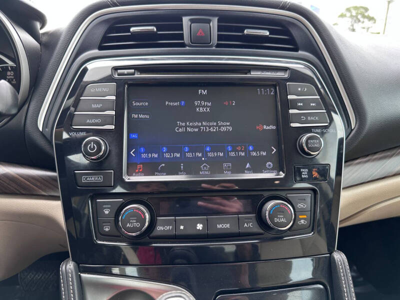 2017 Nissan Maxima Platinum