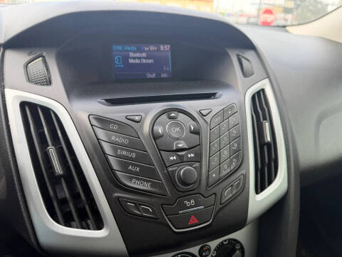 2012 Ford Focus SE