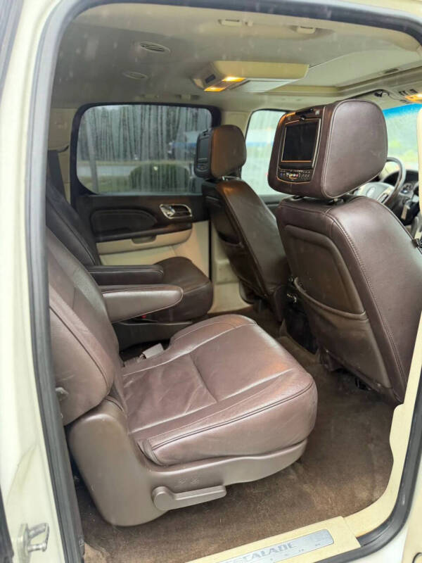 2014 Cadillac Escalade ESV Platinum