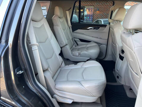 2020 Cadillac Escalade Luxury