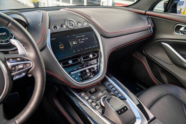 2021 Aston Martin DBX 11