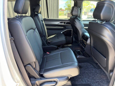 2026 Jeep Grand Wagoneer