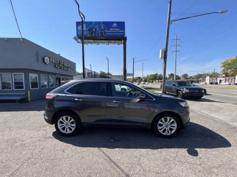 2020 Ford Edge Titanium
