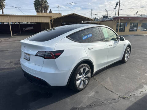 2023 Tesla Model Y Long Range
