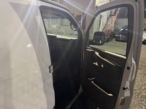 2014 Chevrolet Express 3500