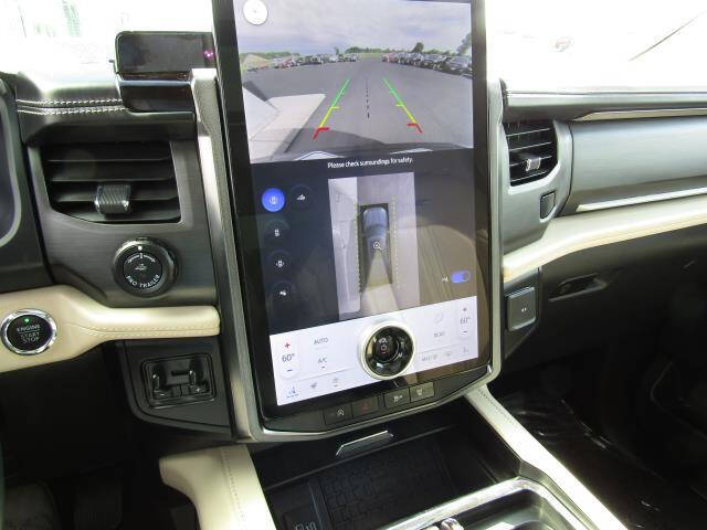 2024 Ford Expedition MAX Platinum