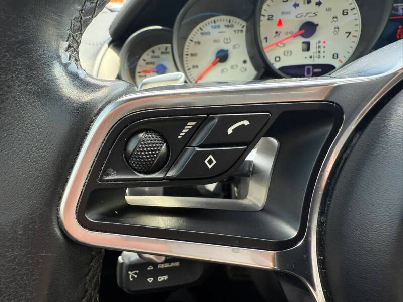 2016 Porsche Cayenne GTS