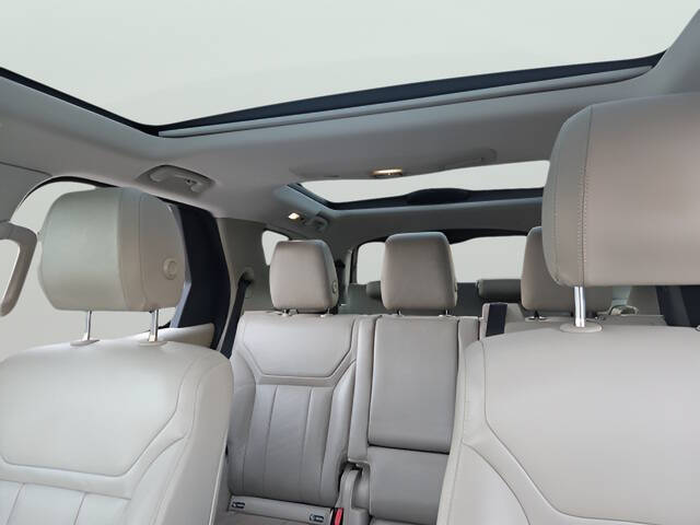 2019 Land Rover Discovery SE