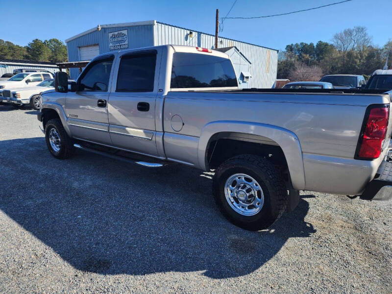 2005 Chevrolet Silverado 2500HD LS