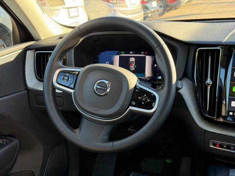 2025 Volvo XC60 B5 Plus Dark Theme