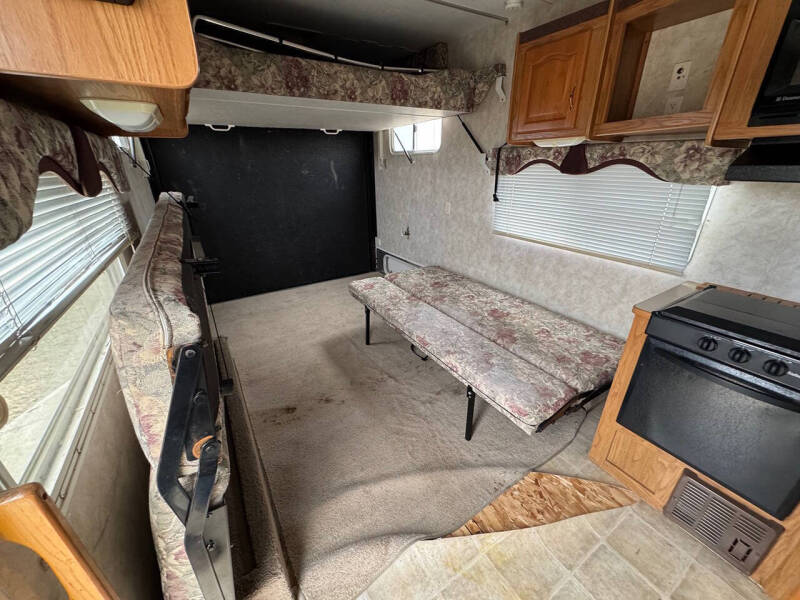 2004 Keystone RV TAIL-GATOR