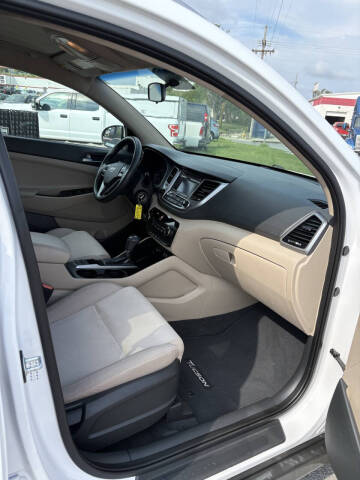 2017 Hyundai Tucson SE