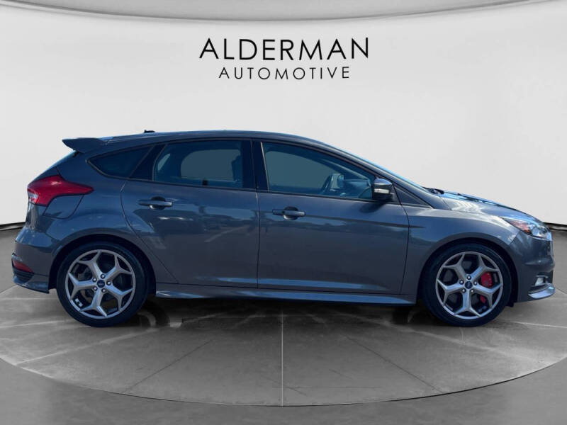 2018 Ford Focus ST