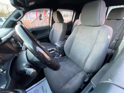 2016 Toyota Tacoma TRD Sport