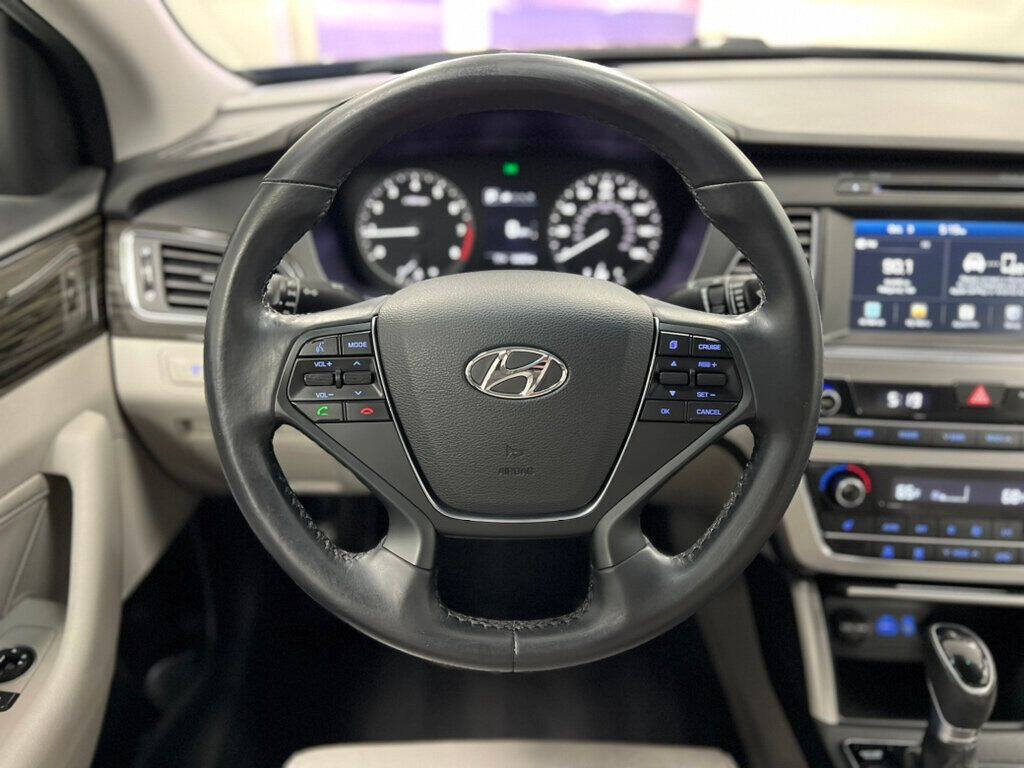 2017 Hyundai SONATA for sale at Conway Imports in   Streamwood, IL