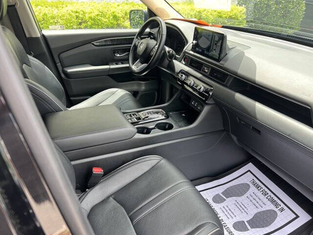 2023 Honda Pilot Elite