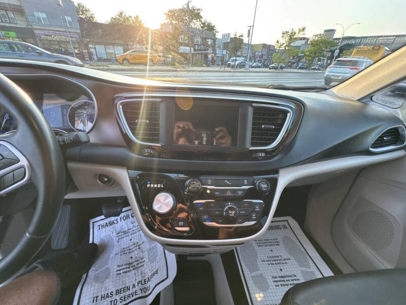 2018 Chrysler Pacifica Touring L