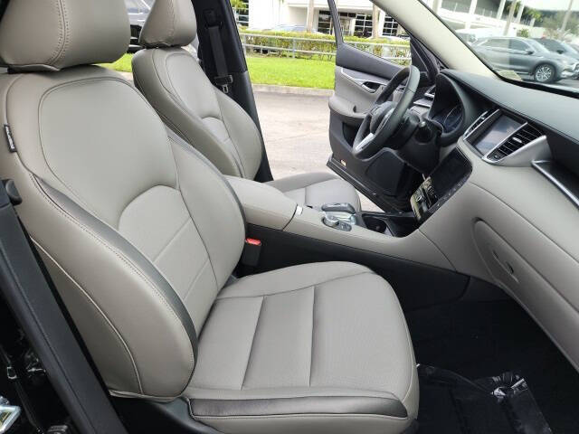 2025 Infiniti QX50 Luxe