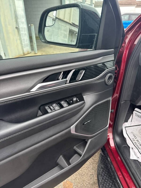 2025 Jeep Wagoneer Carbide