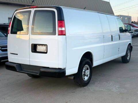 2020 Chevrolet Express 2500