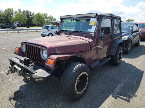 2002 Jeep Wrangler for sale at Virginia Auto Mall in Woodford VA
