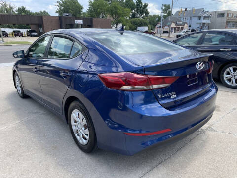 2017 Hyundai Elantra