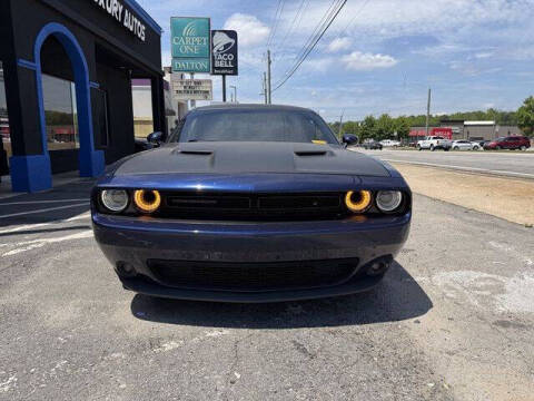 2017 Dodge Challenger SXT