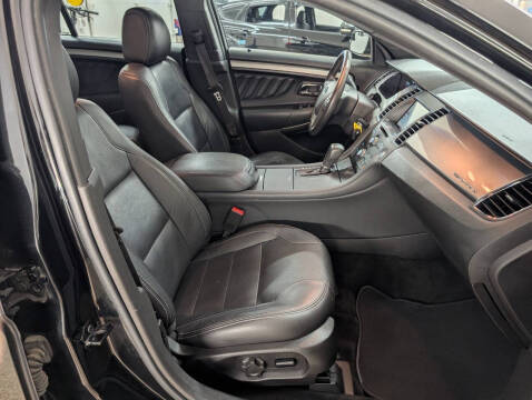 2014 Ford Taurus SEL