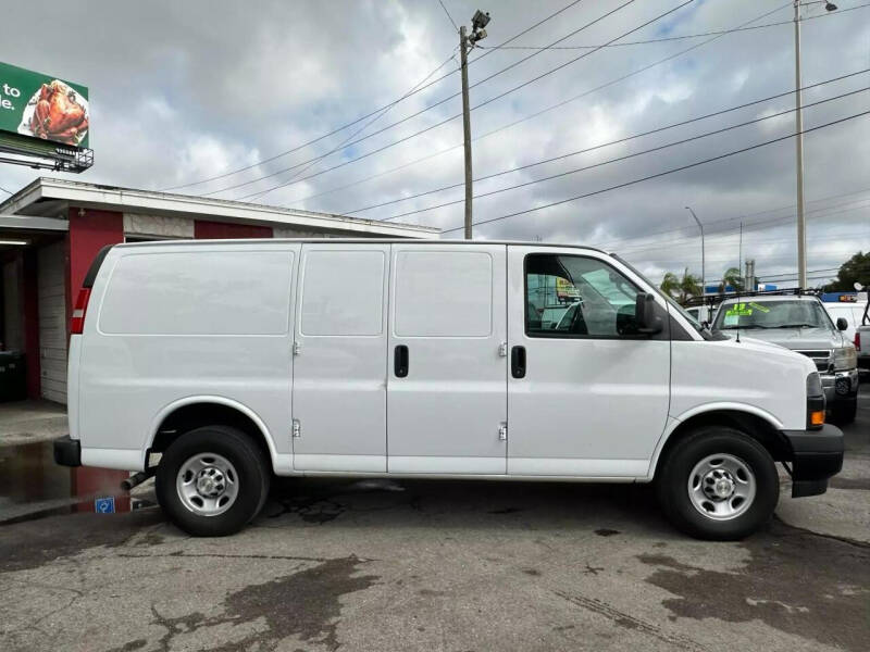 2020 Chevrolet Express 2500