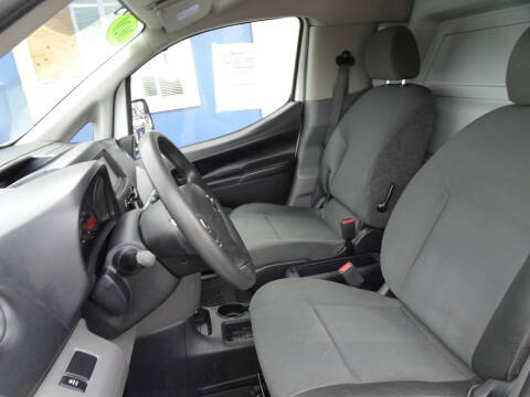 2020 Nissan NV200 SV