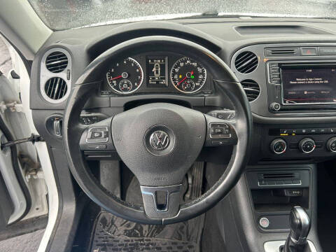 2017 Volkswagen Tiguan 2.0T Wolfsburg Edition