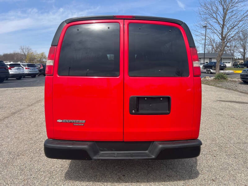 2016 Chevrolet Express LS 3500