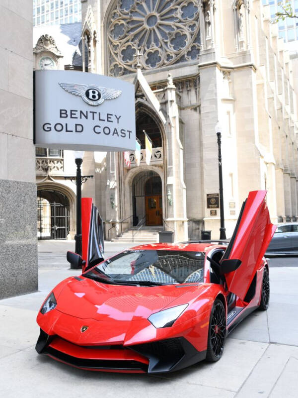 2016 Lamborghini Aventador LP 750-4 SV