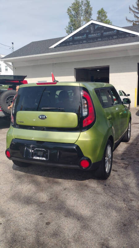 2016 Kia Soul +