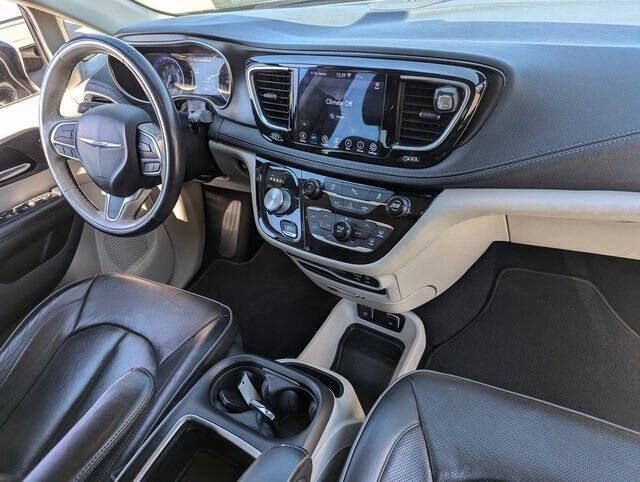 2020 Chrysler Pacifica for sale at Axio Auto Boise in Boise, ID