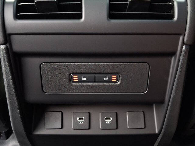 2025 Land Rover Defender 110 P500 X-Dynamic SE