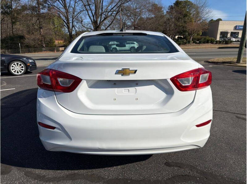 2017 Chevrolet Cruze LS Auto
